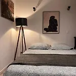 Apartment 3- Le Saule Mauve *